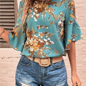 NWOT SHEIN Lune Blouse